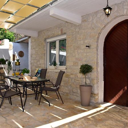 Karmela's Cottage by CorfuEscapes Agios Ioannis Peristerion Esterno foto